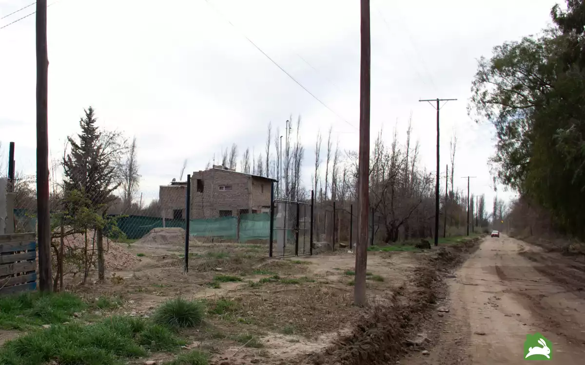 Venta o Permuta Terreno con Casa Frente al ex camping el Rocío imagen 2