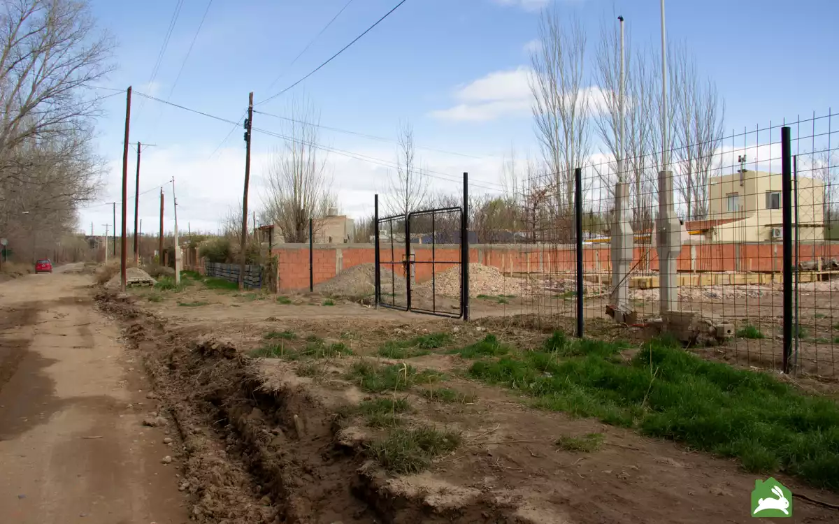 Venta o Permuta Terreno con Casa Frente al ex camping el Rocío imagen 3