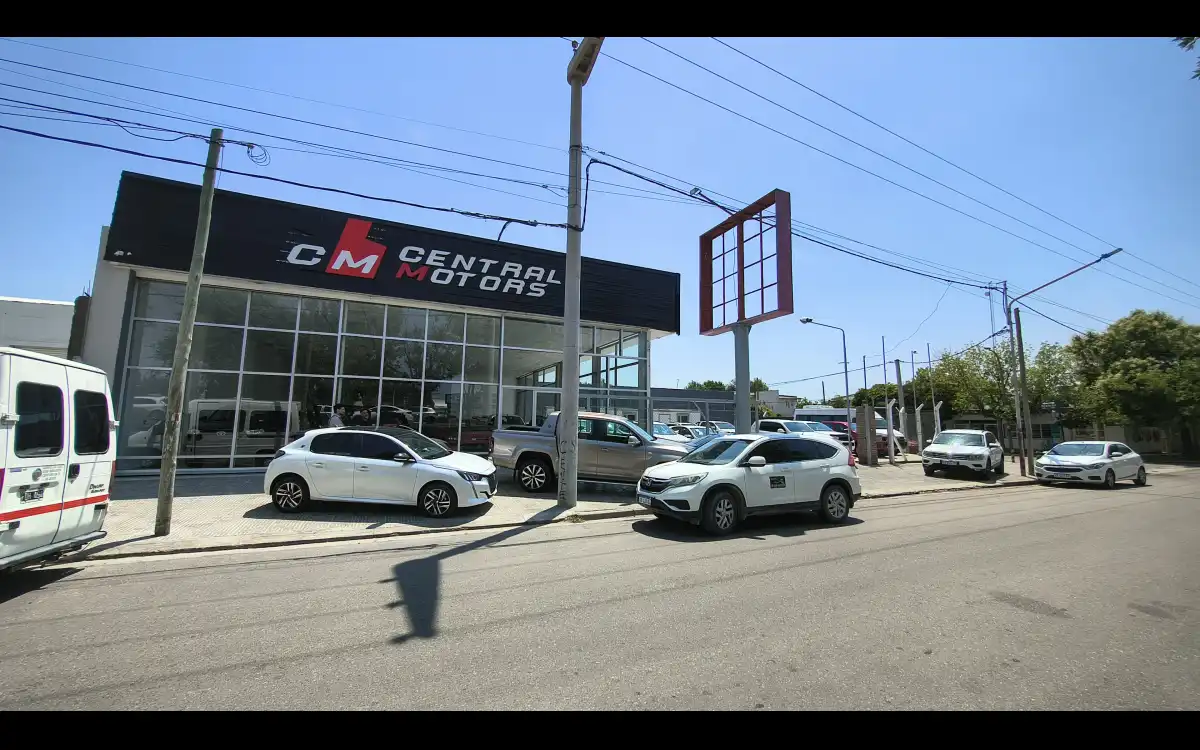 Alquiler Galpón Para Concesionaria 850m2 Sobre Ruta 22 Neuquén