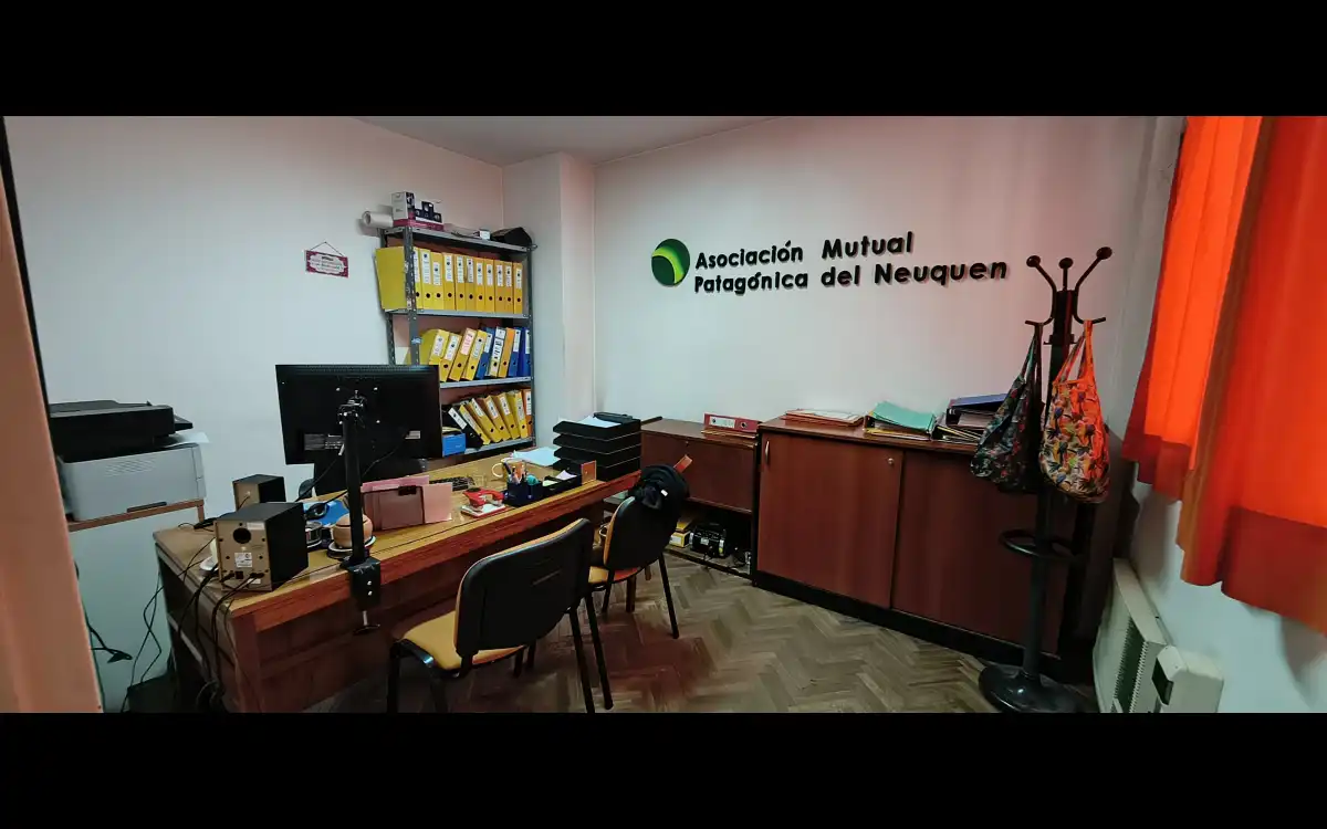 Alquiler Oficina En Microcentro Rivadavia 86 - Neuquén imagen 3