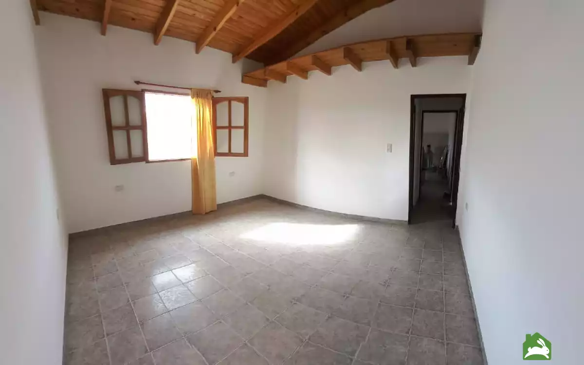 Chacra 4 Hectáreas con Galpón y Casa 1 Dormitorio para Alquiler o Venta imagen 3