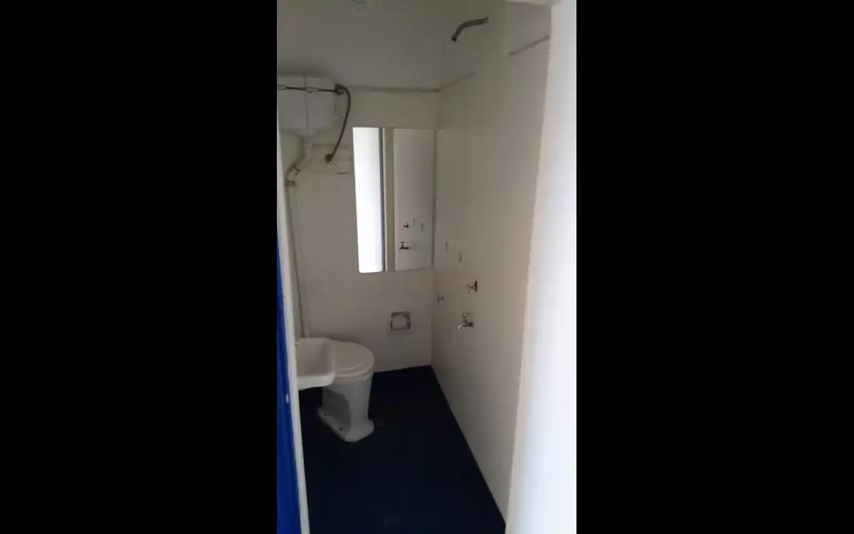 Alquilo Amplio Local Comercial En El Corazón De Neuquén De 140 M2 imagen 3