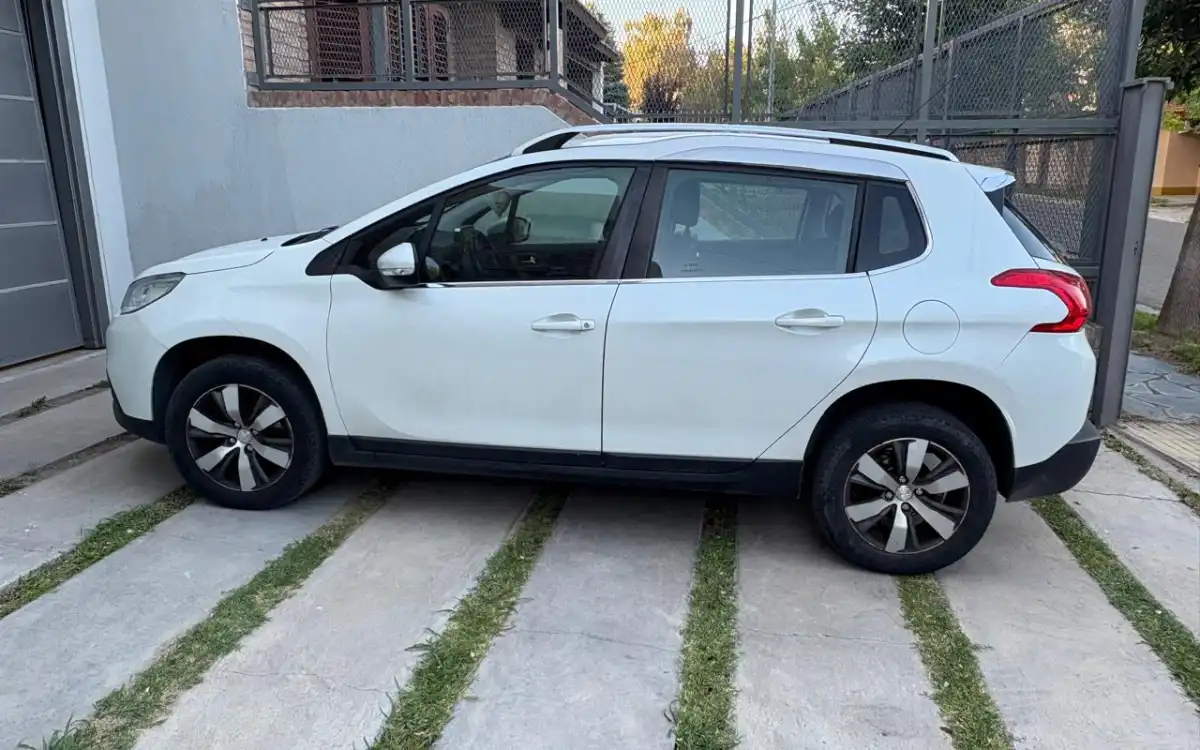 Vendo Peugeot 2008 única Mano Impecable Neuquén