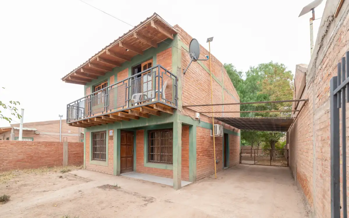 Alquiler Casa 3 Dormitorios 2 Baños En Rincón De Los Sauces