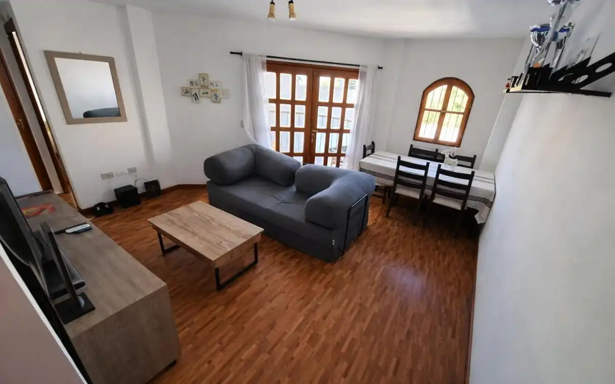 Alquiler Departamento 1 Dormitorio Céntrico Avenida Argentina 300 imagen 2