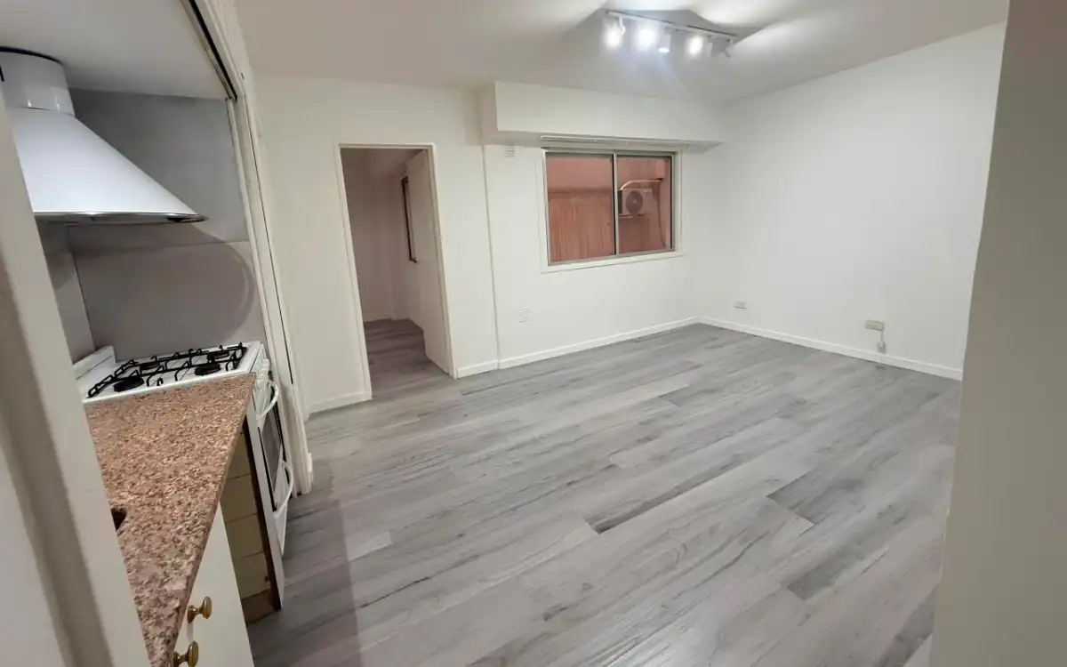 Venta Departamento 1 Dormitorio Céntrico Totalmente Renovado Neuquén imagen 3