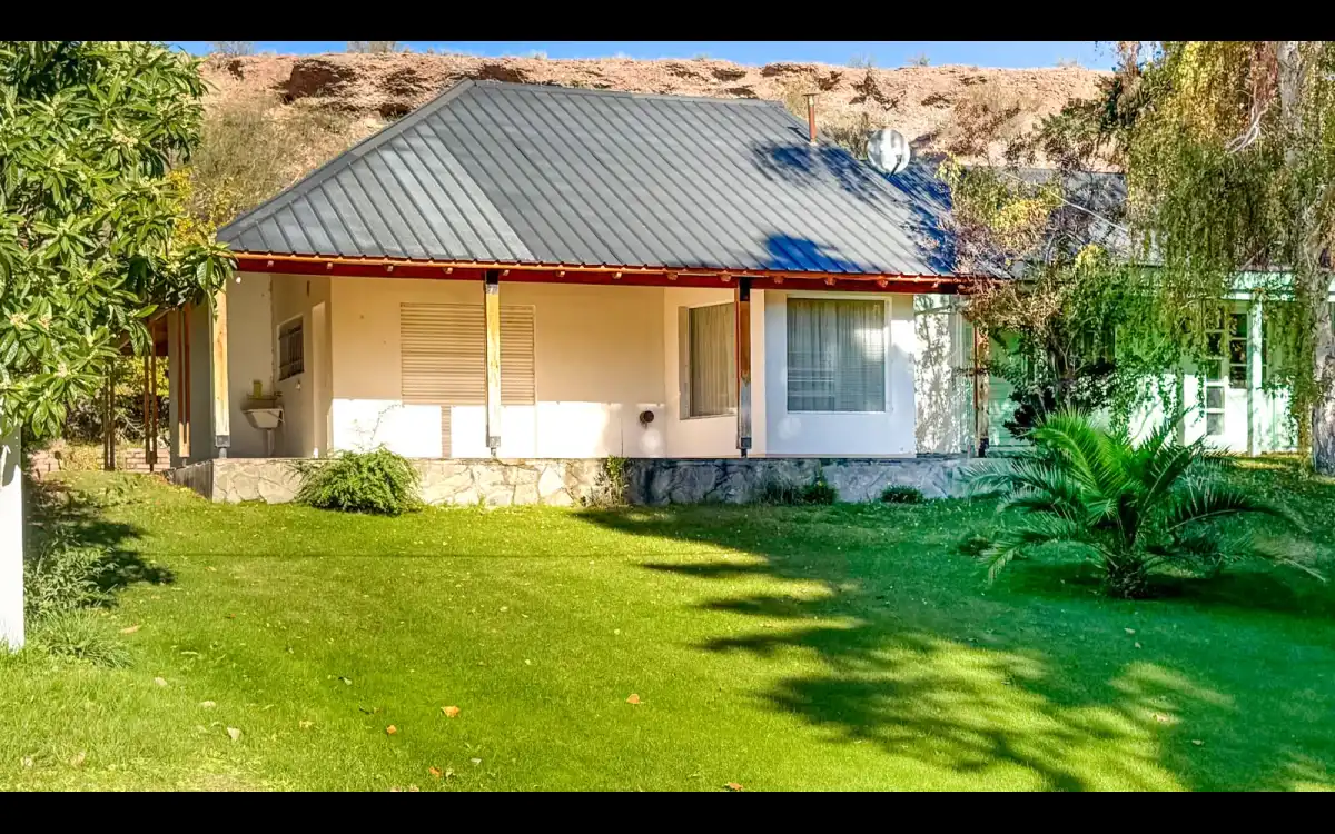 Venta Casa 2 Dormitorios En Lago Mari Menuco Neuquén